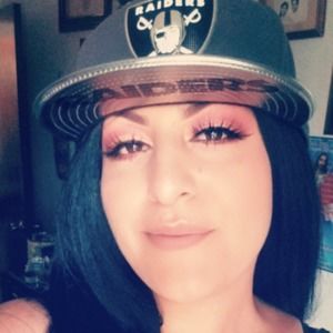 Meet your Posher, Marcela